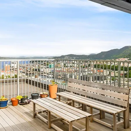 Panorama Modern With View Appartement Bergen